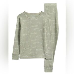 Poppy & Clay 100% Organic Cotton Aligators Be Free Fitted Pajama Set